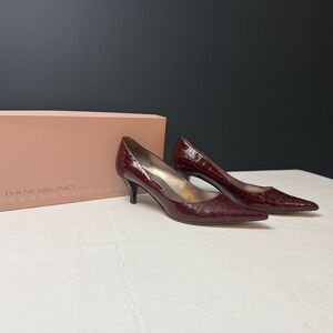 Bandolino Red Kitten Heel Shoes Elegant Design